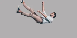 Mơ thấy rơi xuống vực